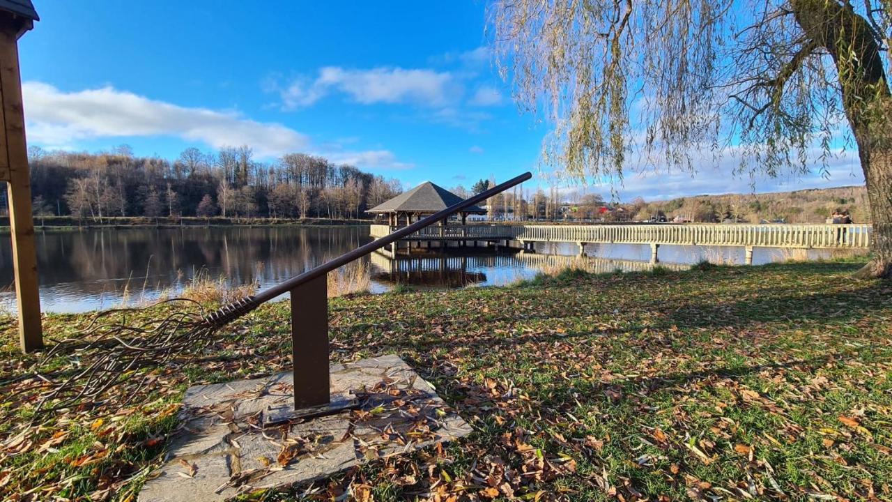 Le Salmoyard, Studio Au Bord Du Lac A Vielsalm Exterior photo